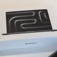 MacBook Pro M5 1TB SSD - Apple M5
