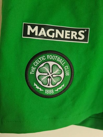 Nike Celtic football shorts magners green Size Small