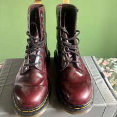 vegan dr martens