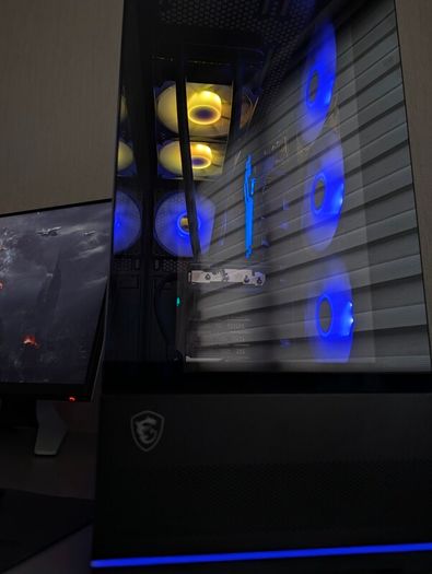 Amd Ryzen 9600x | 32gb Ddr5 Rgb | Zotac Gaming Rtx 4070 Super | 1tb Gen 4 | Nzxt Lcd Aio