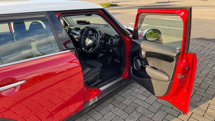 2015 MINI Cooper S 2.0 Turbo Auto - fresh NCT/TAX!