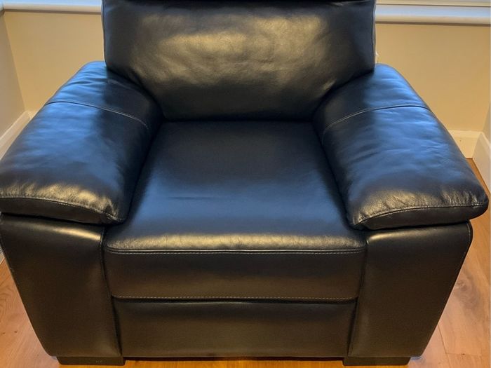 Leather Sofa Chair - Navy - Like new