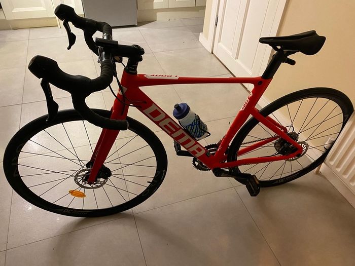 Dema leony Road Bike