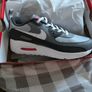 Nike kids UK Size 2/ EU 34 Easy On Runners Image 4