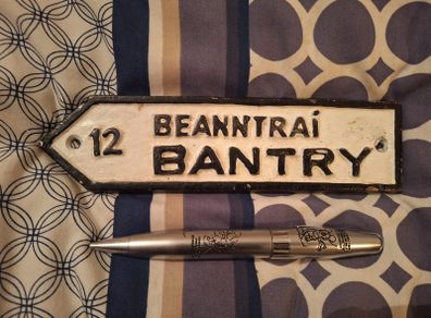 Small cast iron Bantry Road sign