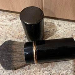Retractable Bronzer Brush