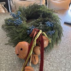 Two gorgeous wreaths