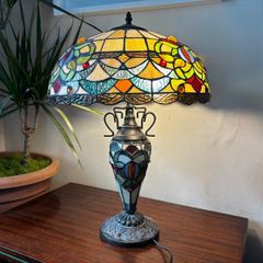 Tiffany style table lamps