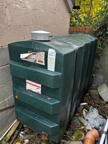 Oil tank - free to collect