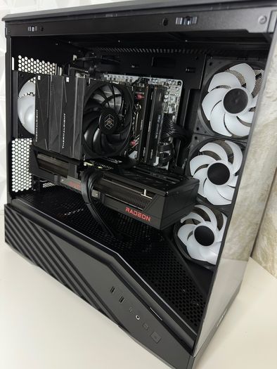 High End Gaming PC | RX 9070 XT 16gb / Ryzen 7800x3d / DDR5