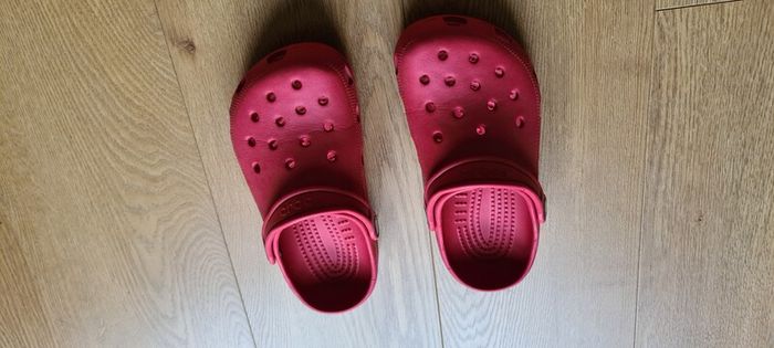 Girls crocks