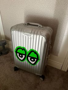rimowa cabin suitcase