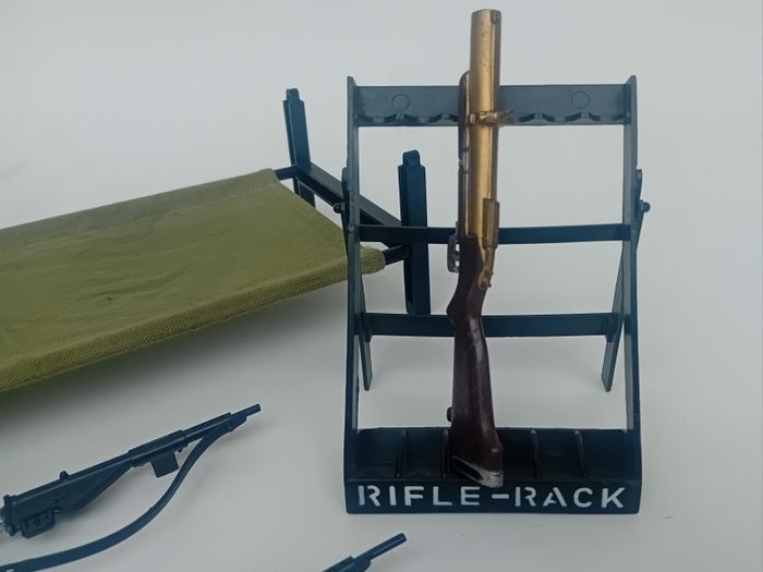 Palitoy Action Man Bunk Bed & Rifle Rack