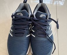 golf shoes