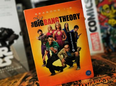 The Big ban Theory ! Seasons 1-5 ! DVD ! Boxset ! 16 Discs ! STILL SEALED !