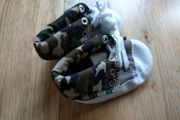 Baby boots (0-3), 4 pairs
