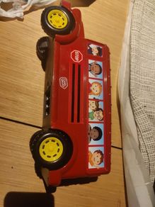 toy school bus