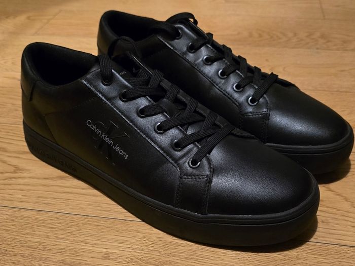 Calvin Klein Jeans black leather sneakers Brand New,  size 11UK,  price 55e
