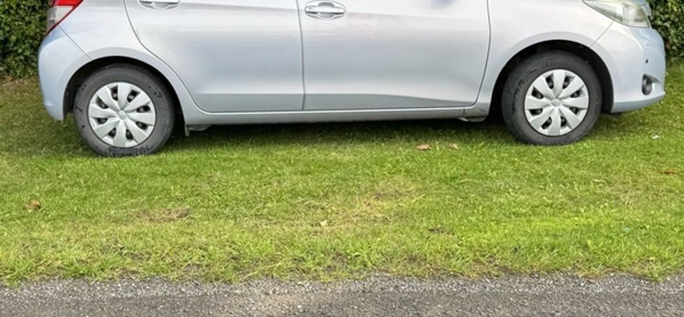2012 Toyota Vitz