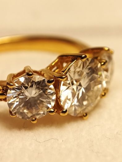Bargain 18kt Vermeil Hard Gold Plated Sterling Silver Moissanite Trinity Ring