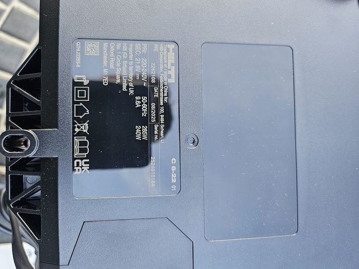 Hilti Charger C6-22