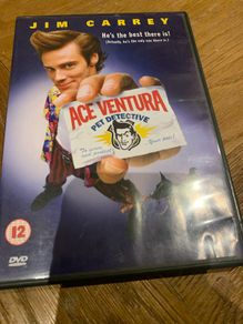 Ace Ventura: Pet Detective (1994)