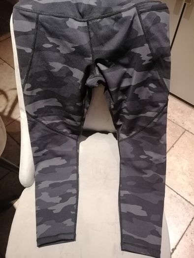Sweaty Betty 7/8 camo leggings S