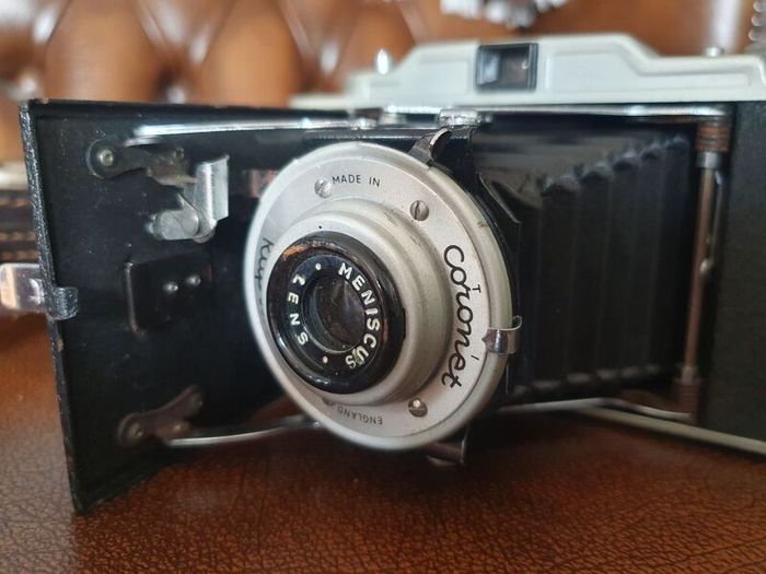 Coronet Rapide Folding Roll Film Camera, c.1950
