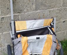 Bicycle trailer