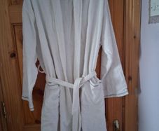 unisex dressing gown size large/ xl