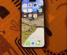 Apple Iphone 15 128gb unlocked 92% battery health case and cable included