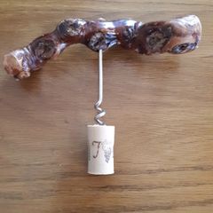 Vine cork pull