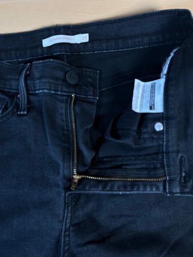 Levis Slimming Skinny Jeans W28 L29