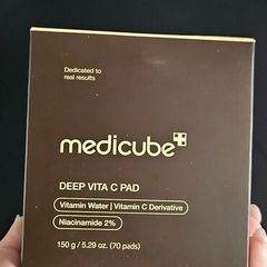 Medicube Deep Vita C Pads with 70pads