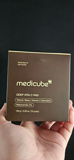Medicube Deep Vita C Pads with 70pads