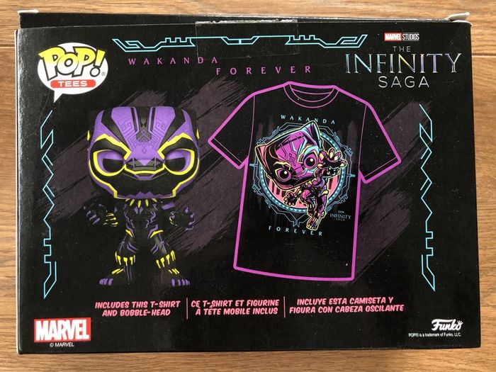 Funko Marvel: Black Panther Blacklight Pop & Tee (Size: M)