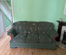 3 seater sofa and 2 armchairs