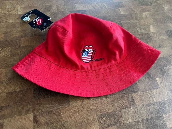Rolling Stones bucket hat NWT