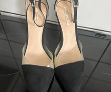 Ladies new Zara  shoes size 5