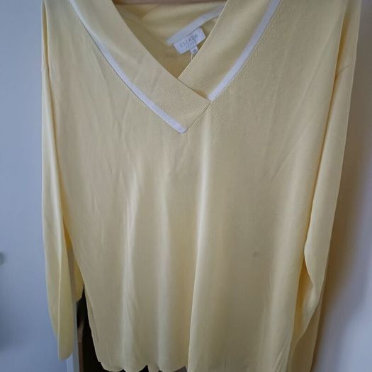 BNWT Escada yellow v neck jumper