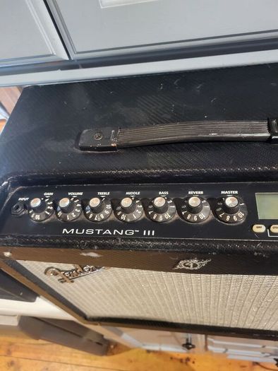 Fender Mustang 3 310w