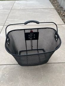 Front Bicycle Wire Basket with Carry Handle & Quick-Release Mount