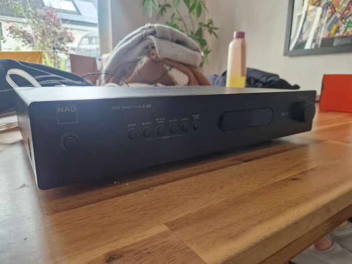NAD stereo