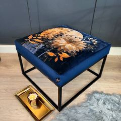Square metal framed bench 60x60cm