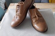 Formal shoes, Broque style, size 6.