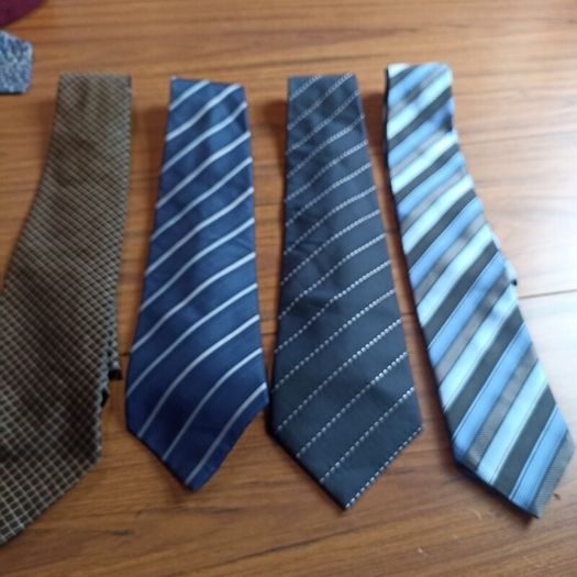 12 Ties