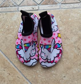 Girls unicorn swim/pool shoes (Size 26-27)