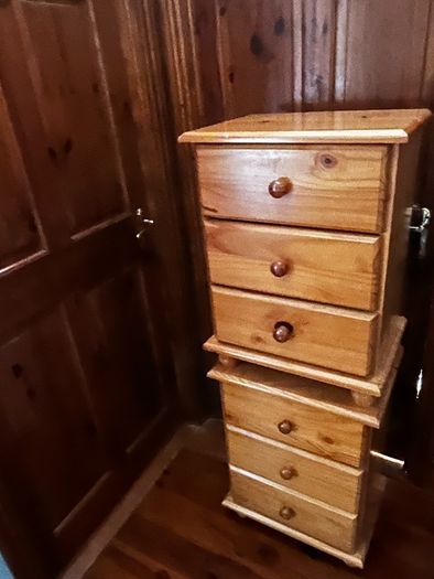 Bedroom lockers