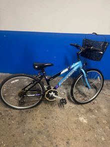 women bike
