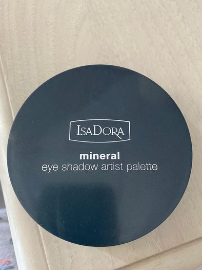 Isadora Eyeshadow Artist Palette
